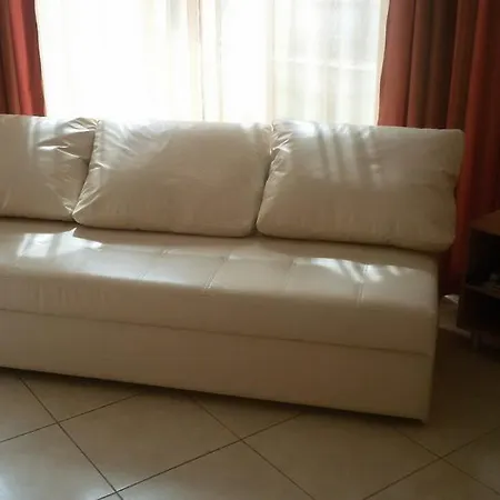 In Rose Village Daire